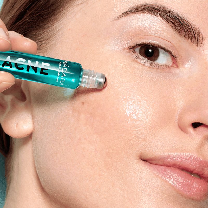 Mádara Roll-on Acne acute spot sur Véganie