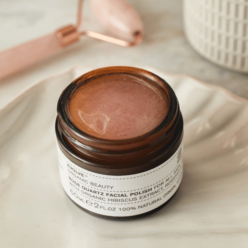 Rose Quartz Face Polish de Evolve beauty sur Véganie